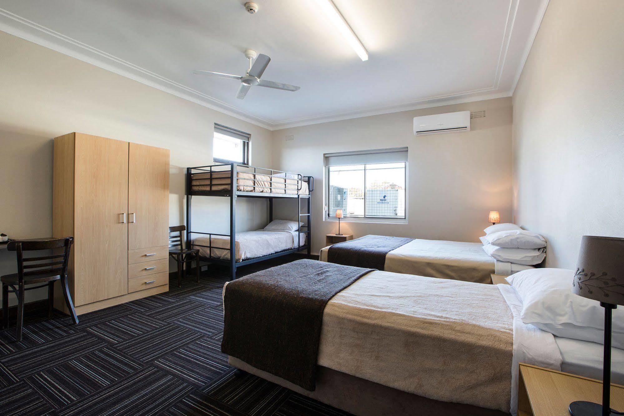 Toongabbie 2*